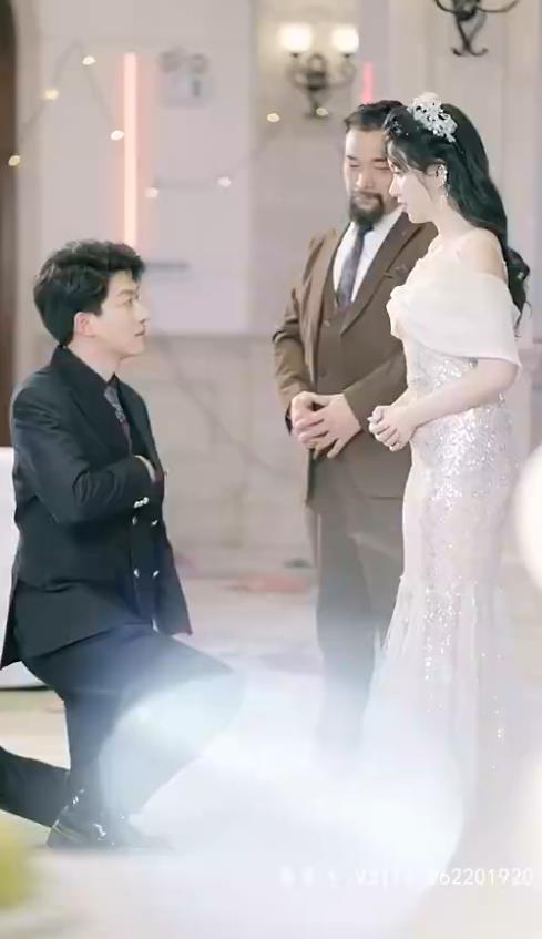 首富爸爸归来落魄千金直接起飞 第02集